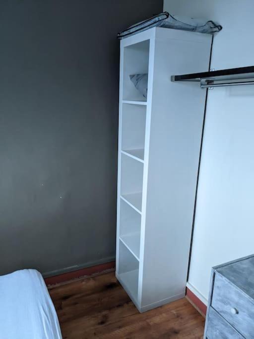 Appartement Calme A 300 M De La Plage-Centre Ville - Quiet Appartment 300 M Near City And Beach 梅尔·莱斯·拜恩斯 外观 照片